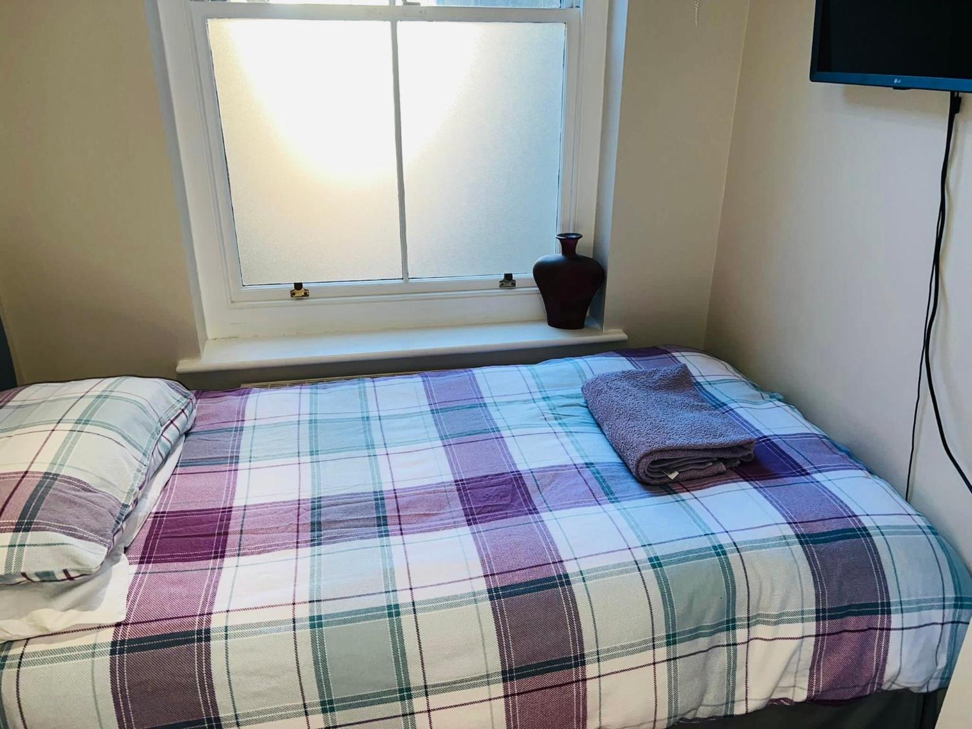 Bed For The Night, Close To Beach, Shops , Train St Leonards-on-Sea エクステリア 写真