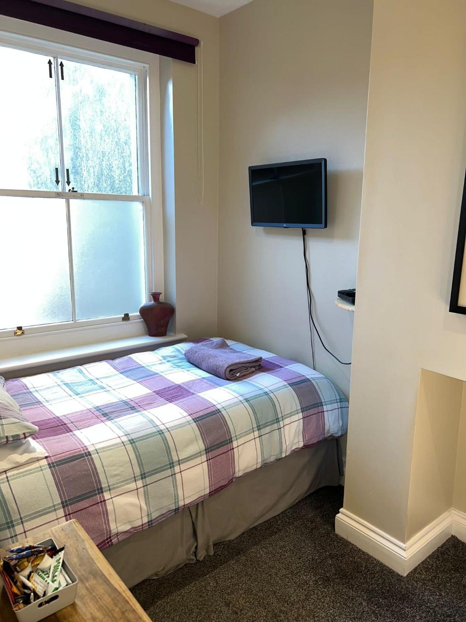 Bed For The Night, Close To Beach, Shops , Train St Leonards-on-Sea エクステリア 写真